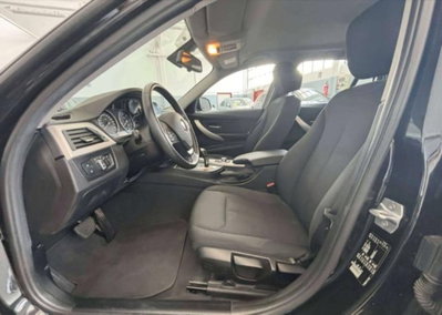 BMW Serie 3 Touring 318d  Business Advantage (10)