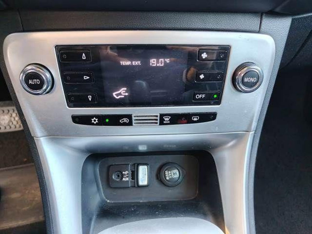 Lancia Delta 1.6 MJT DPF Selectronic Platinum (7)