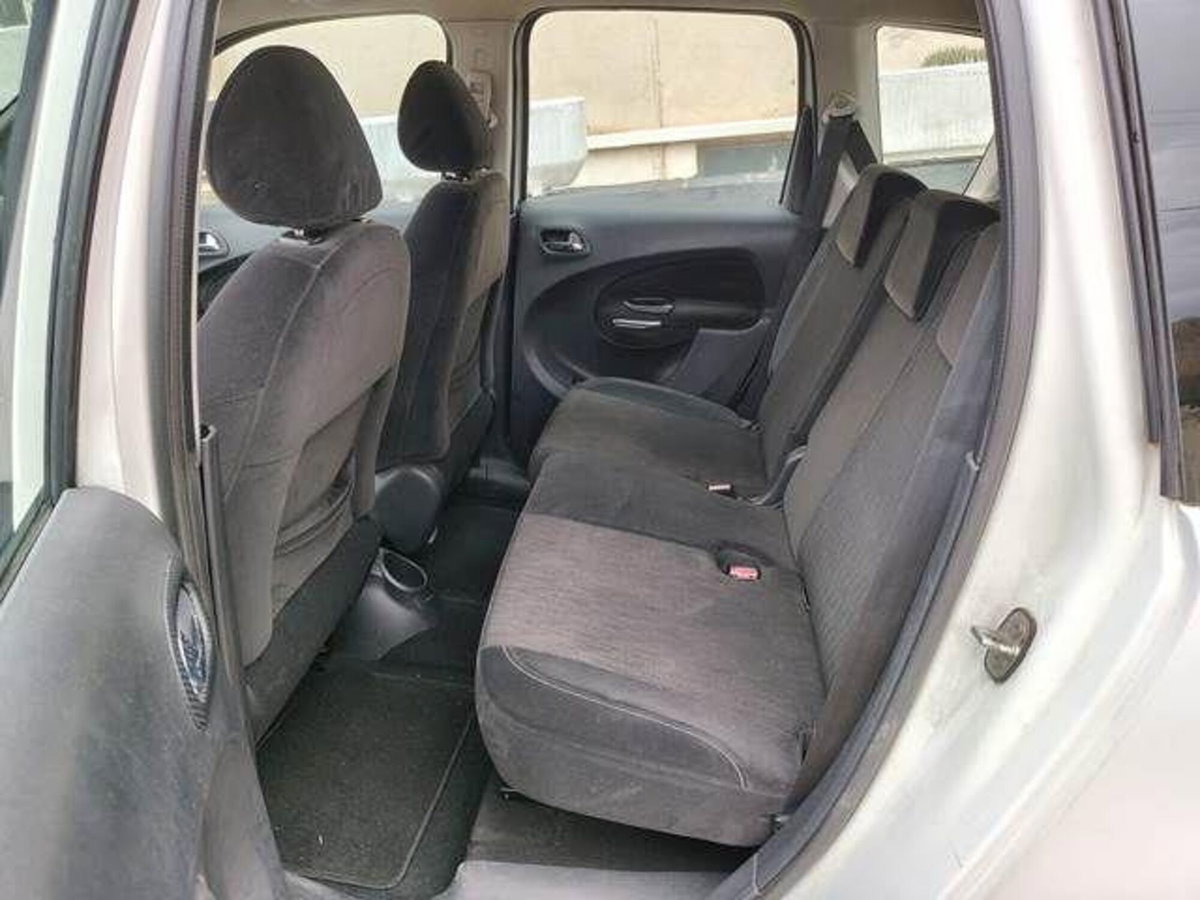 Citroen C3 Picasso 1.6 HDi 90 airdream Ideal (5)