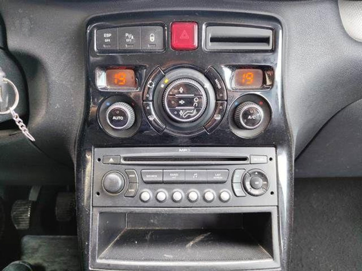 Citroen C3 Picasso 1.6 HDi 90 airdream Ideal (6)