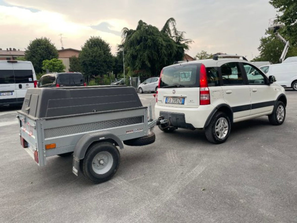Fiat Panda 1.3 MJT 16V 4x4 (12)