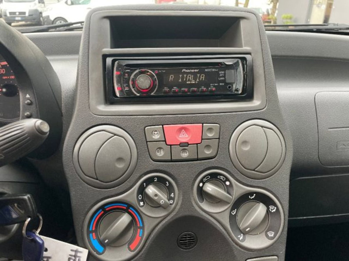 Fiat Panda 1.3 MJT 16V 4x4 (9)