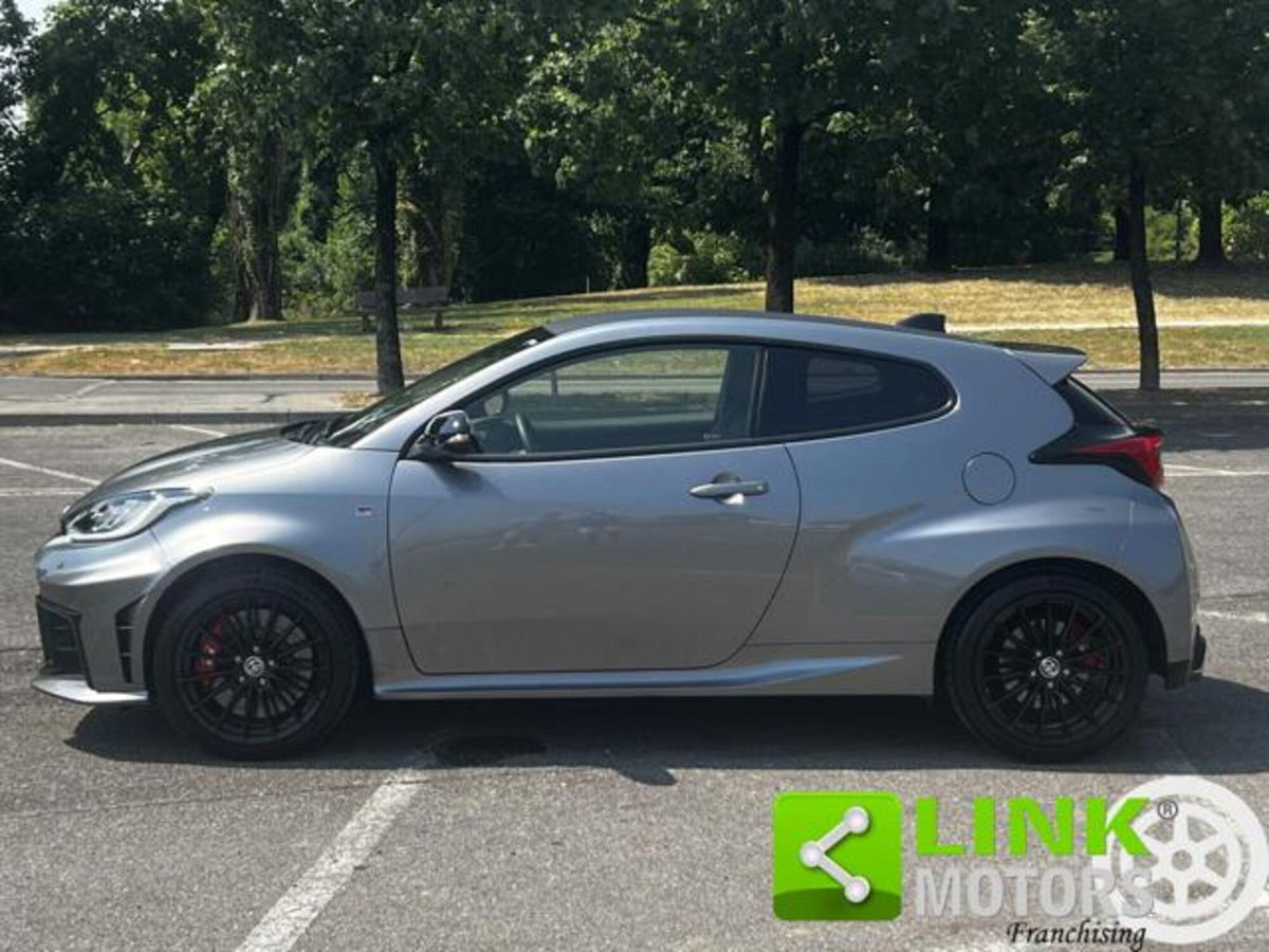 Toyota GR Yaris 1.6 Circuit imt-6 (13)