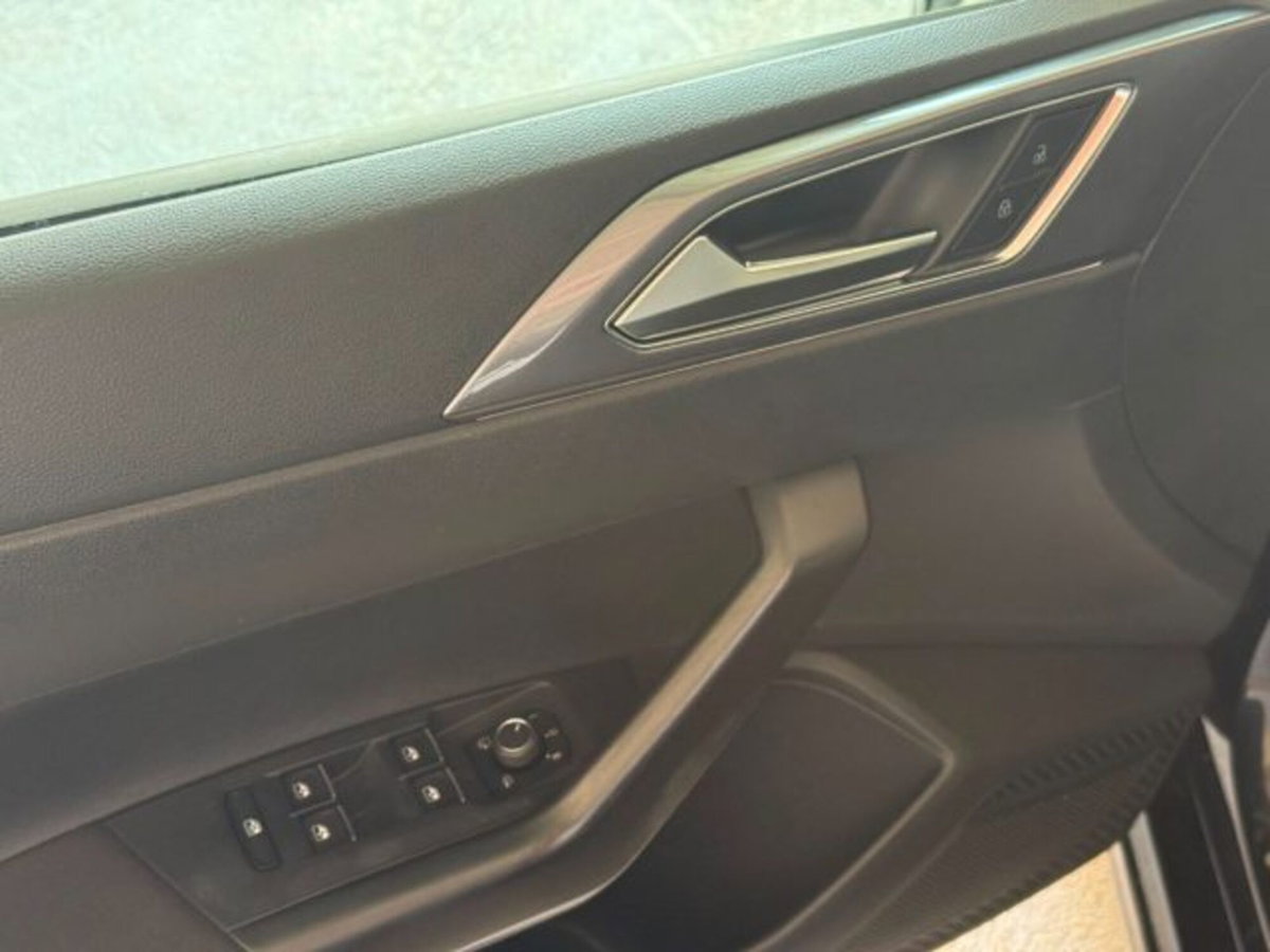 Volkswagen Polo 1.0 TSI 110 CV DSG Style (20)