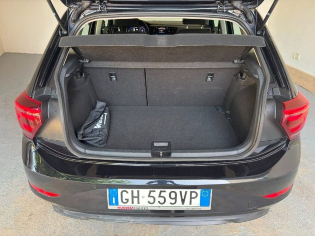 Volkswagen Polo 1.0 TSI 110 CV DSG Style (8)
