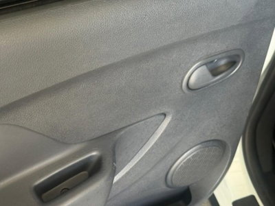 Dacia Sandero Stepway 1.5 dCi 8V 90CV (17)