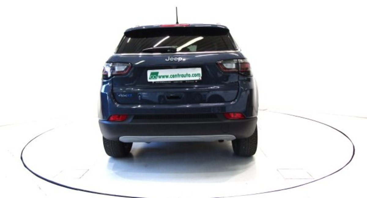 Jeep Compass 1.3 T4 190CV PHEV AT6 4xe Limited (4)