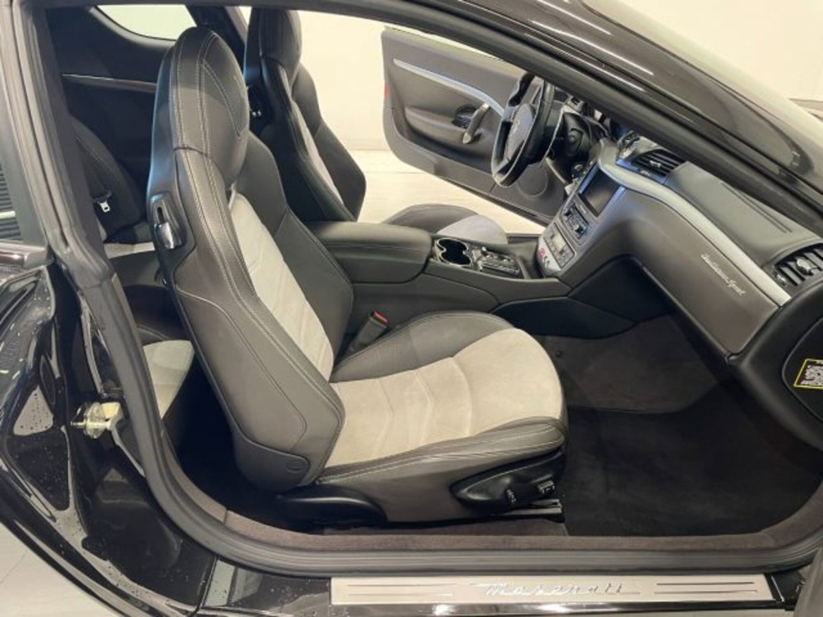 Maserati Granturismo GranTurismo 4.7 V8 Sport (10)