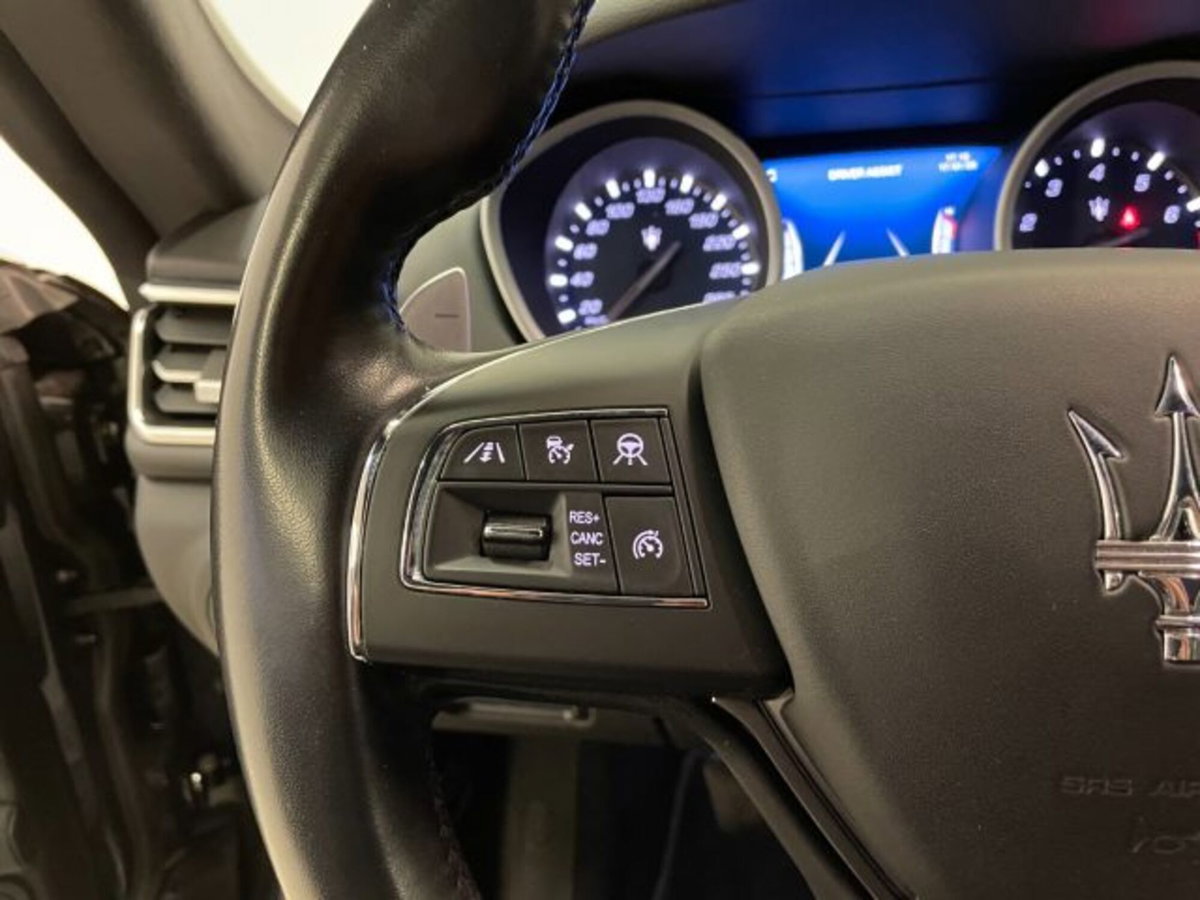 Maserati Ghibli Ghibli V6 Modena (18)