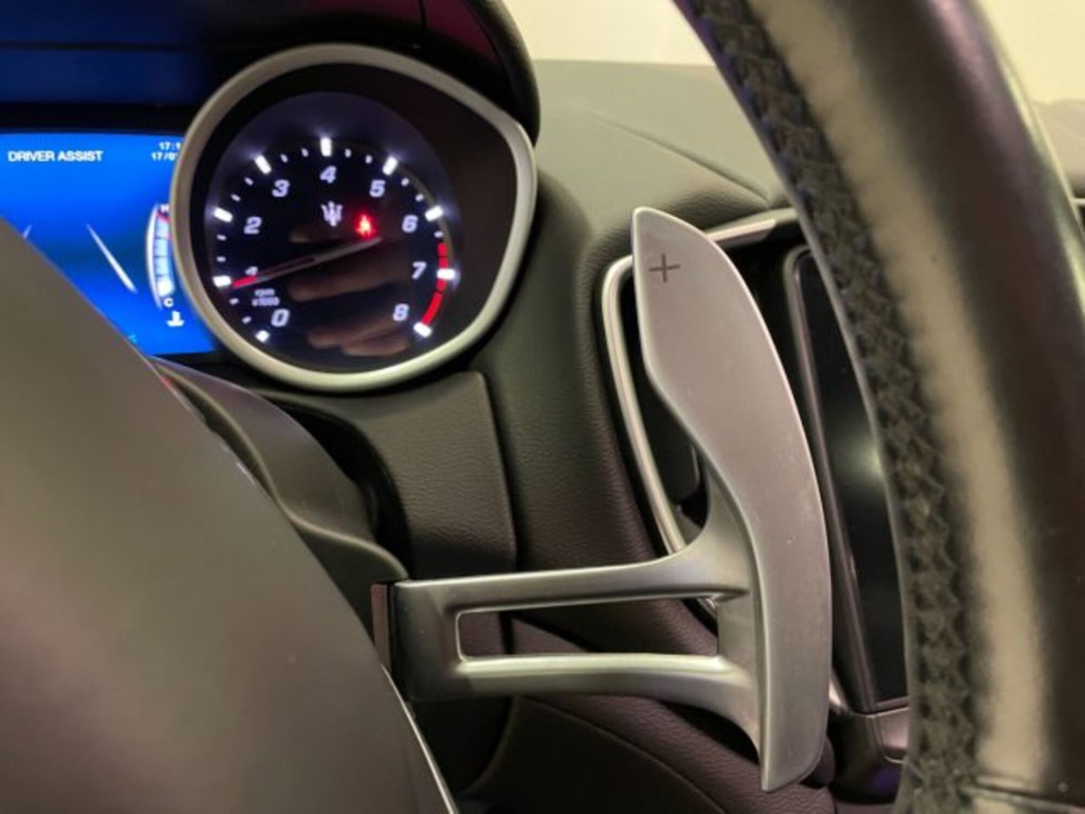 Maserati Ghibli Ghibli V6 Modena (20)
