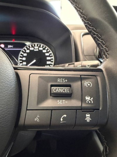 Nissan Qashqai 1.3 mhev Tekna 2wd 140cv (14)