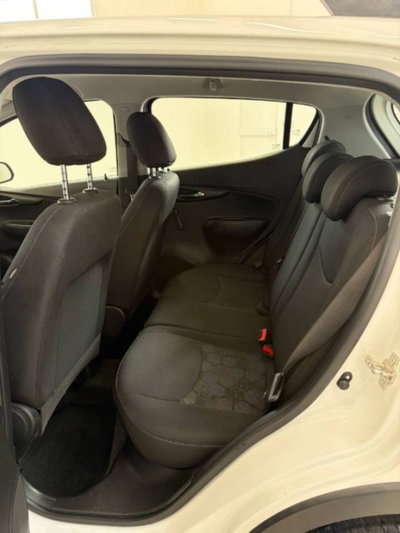 Opel Karl Rocks 1.0 73 CV (12)