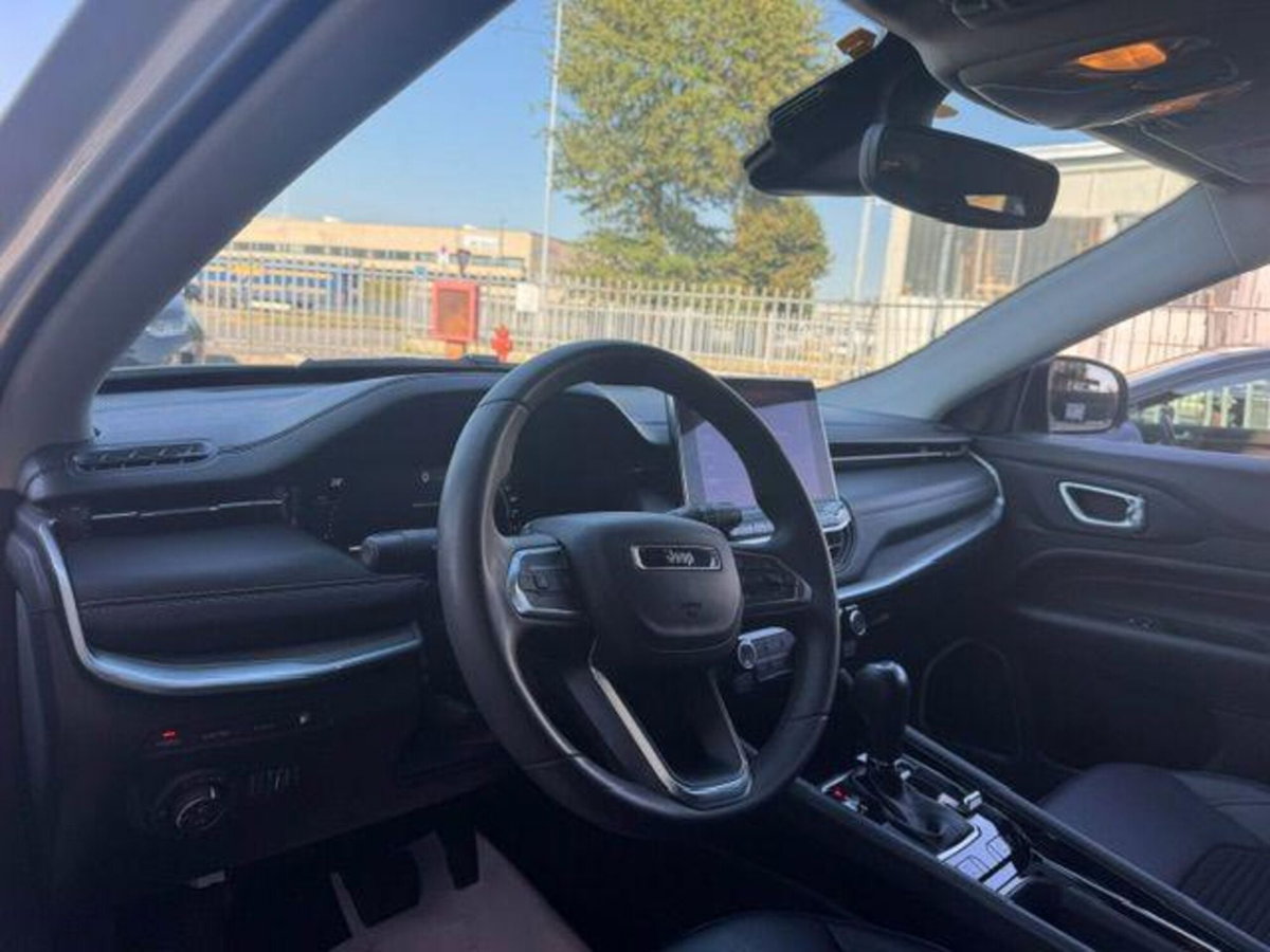 Jeep Compass 1.3 T4 190CV PHEV AT6 4xe Limited (12)