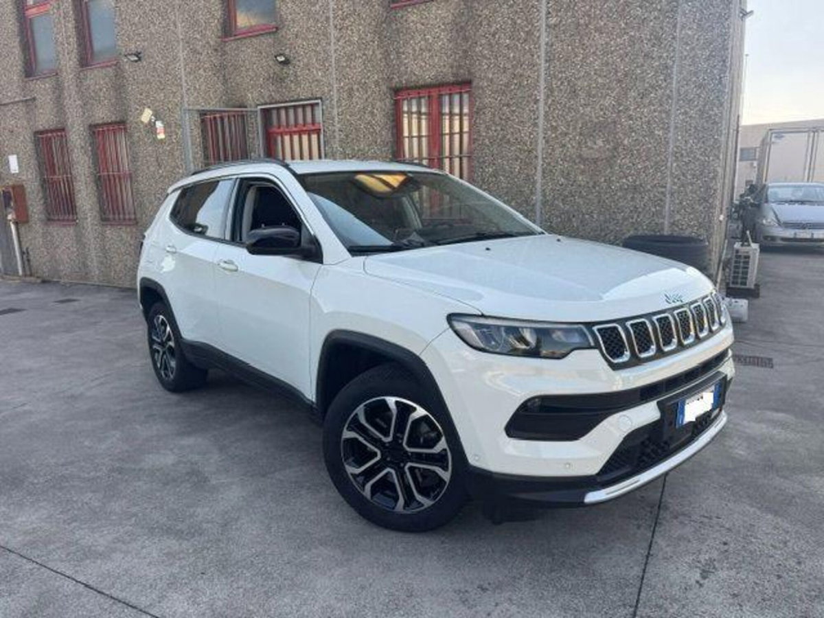 Jeep Compass 1.3 T4 190CV PHEV AT6 4xe Limited (4)