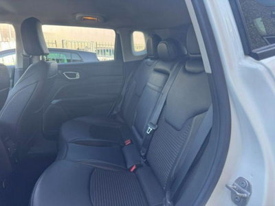 Jeep Compass 1.3 T4 190CV PHEV AT6 4xe Limited (9)