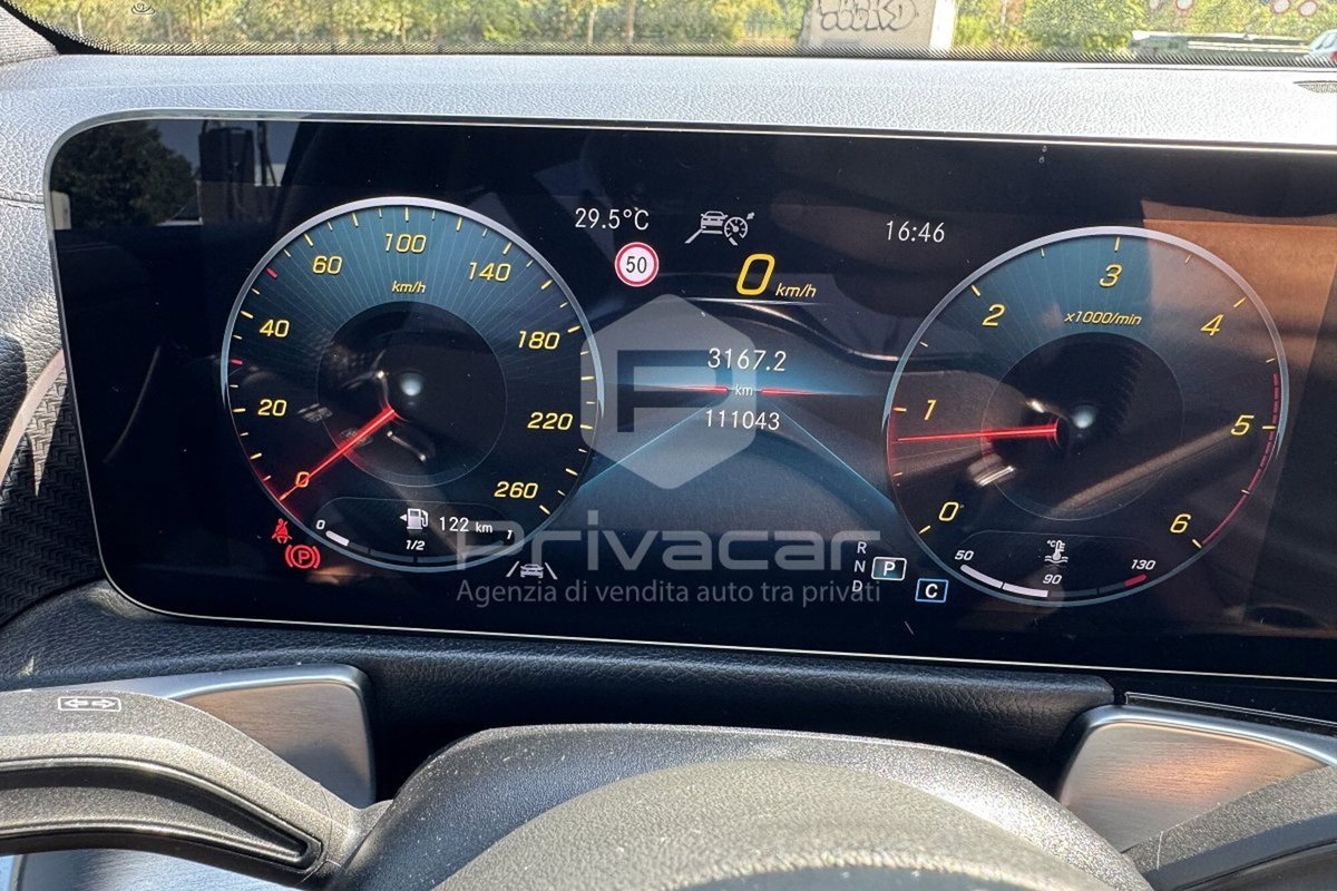 Mercedes-Benz GLB 200 d Automatic 4Matic Premium (12)