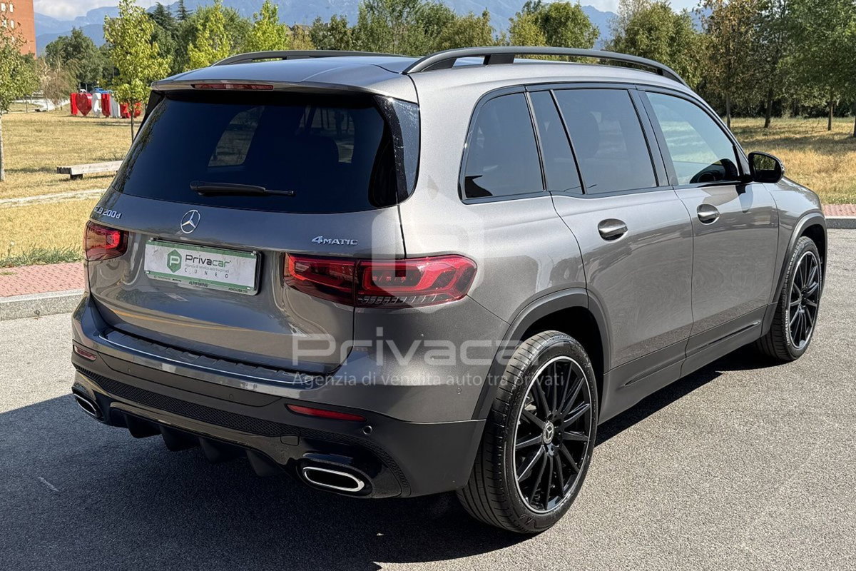 Mercedes-Benz GLB 200 d Automatic 4Matic Premium (5)