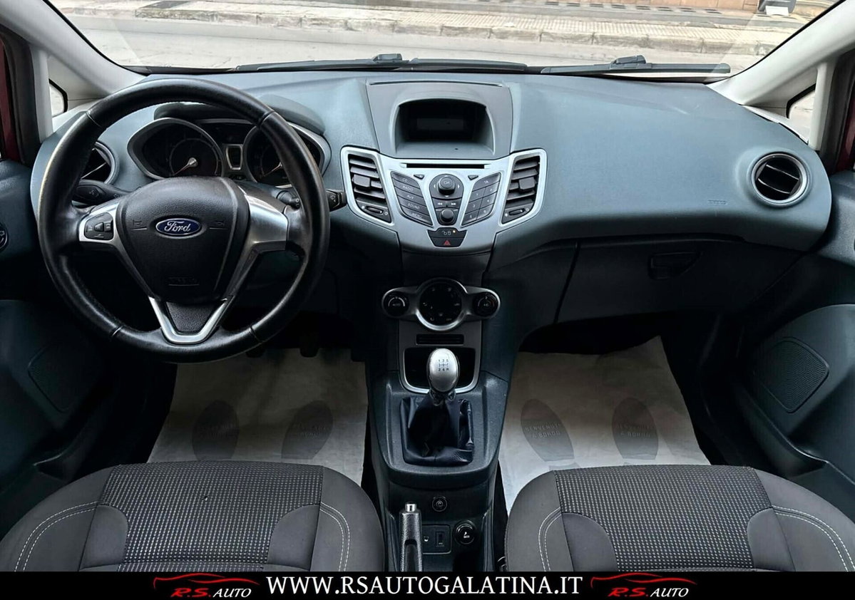 Ford Fiesta 1.4 5 porte Bz.- GPL Titanium (5)