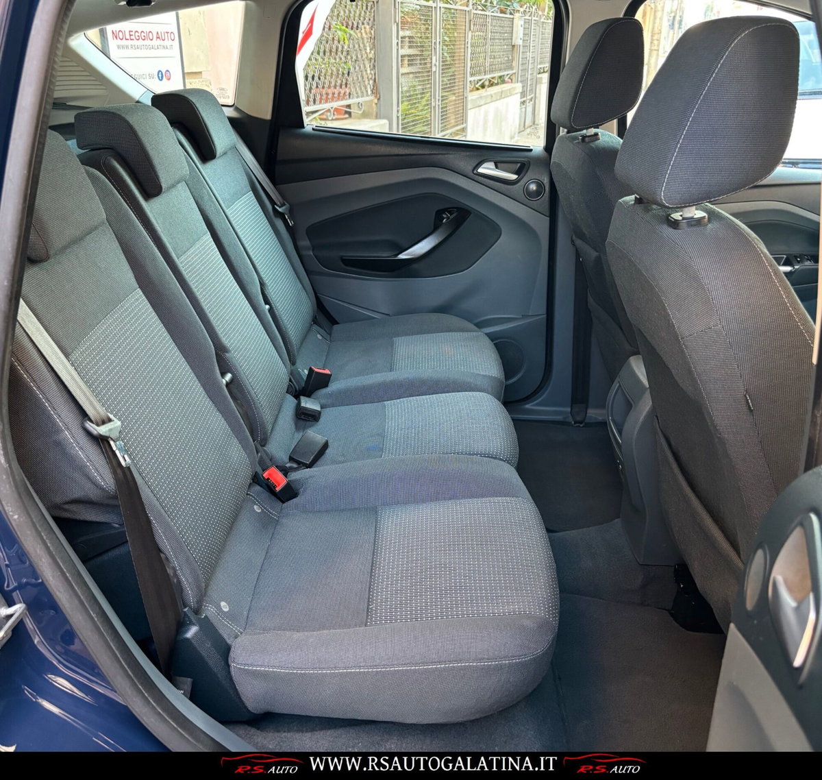 Ford C-Max 1.6 TDCi 115CV Titanium (8)