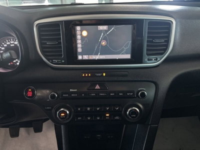 Kia Sportage 1.6 CRDI 115 CV 2WD Style (16)