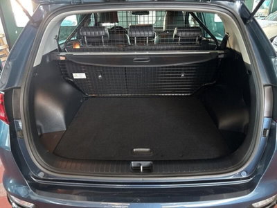 Kia Sportage 1.6 CRDI 115 CV 2WD Style (9)