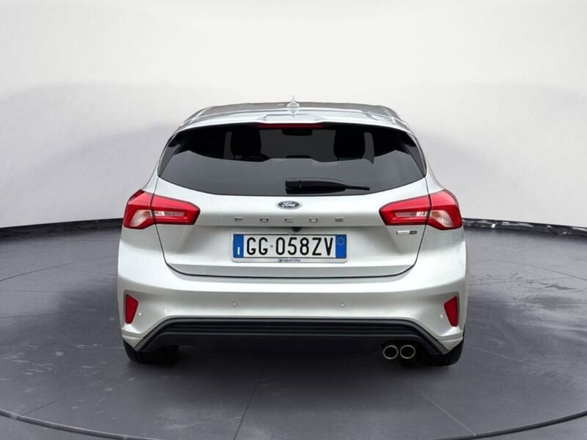 Ford Focus 1.0 EcoBoost Hybrid 155 CV 5p. ST-Line X (6)