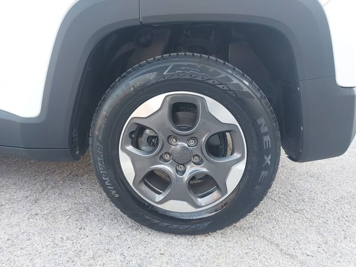 Jeep Renegade 1.6 Mjt 120 CV Longitude (11)