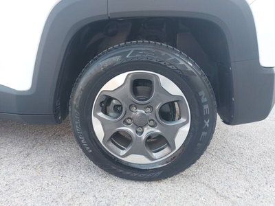 Jeep Renegade 1.6 Mjt 120 CV Longitude (11)