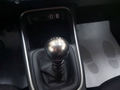 Jeep Avenger 1.2 turbo Summit fwd 100cv (17)
