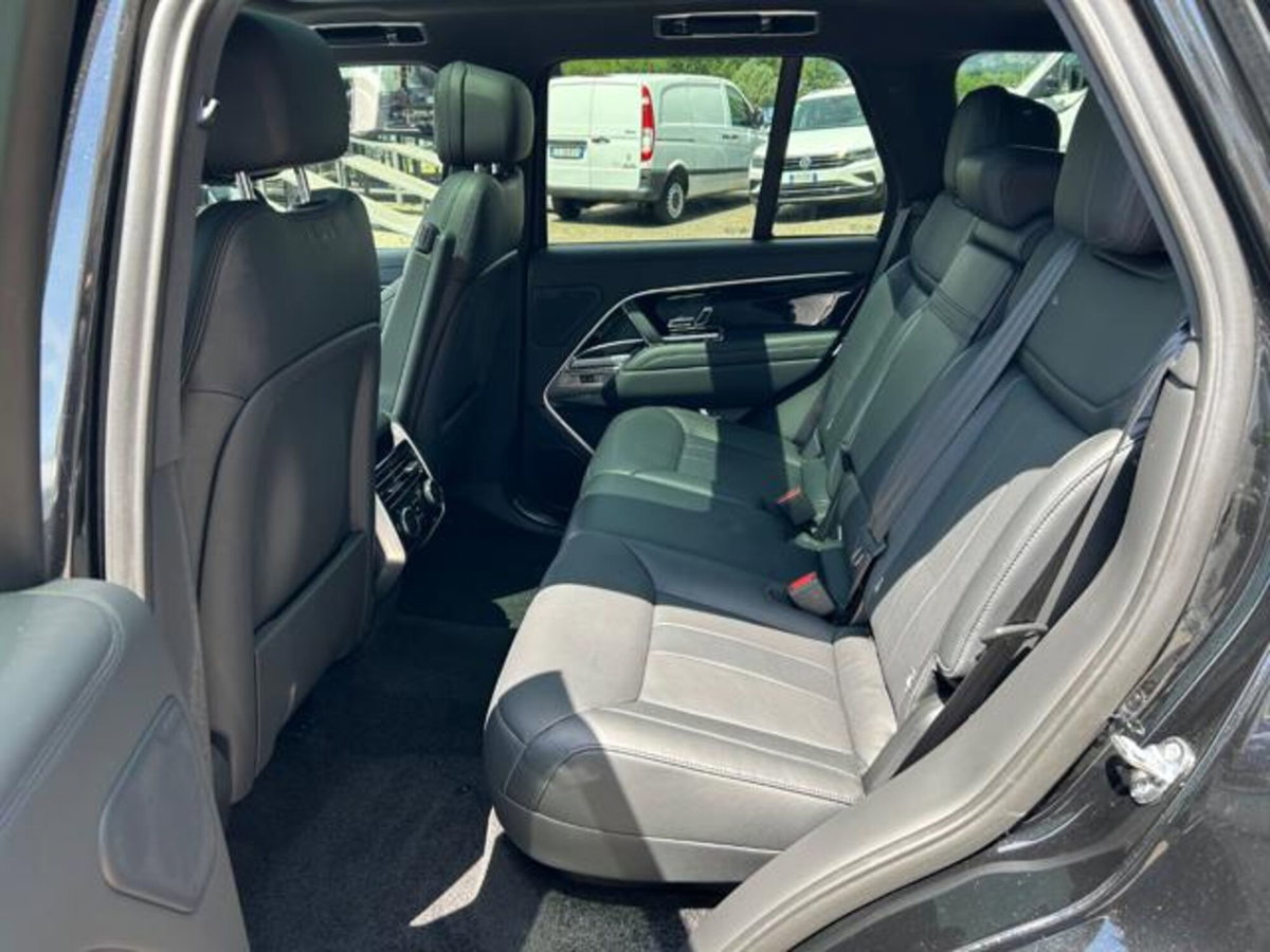 Land Rover Range Rover 3.0D l6 HSE (14)
