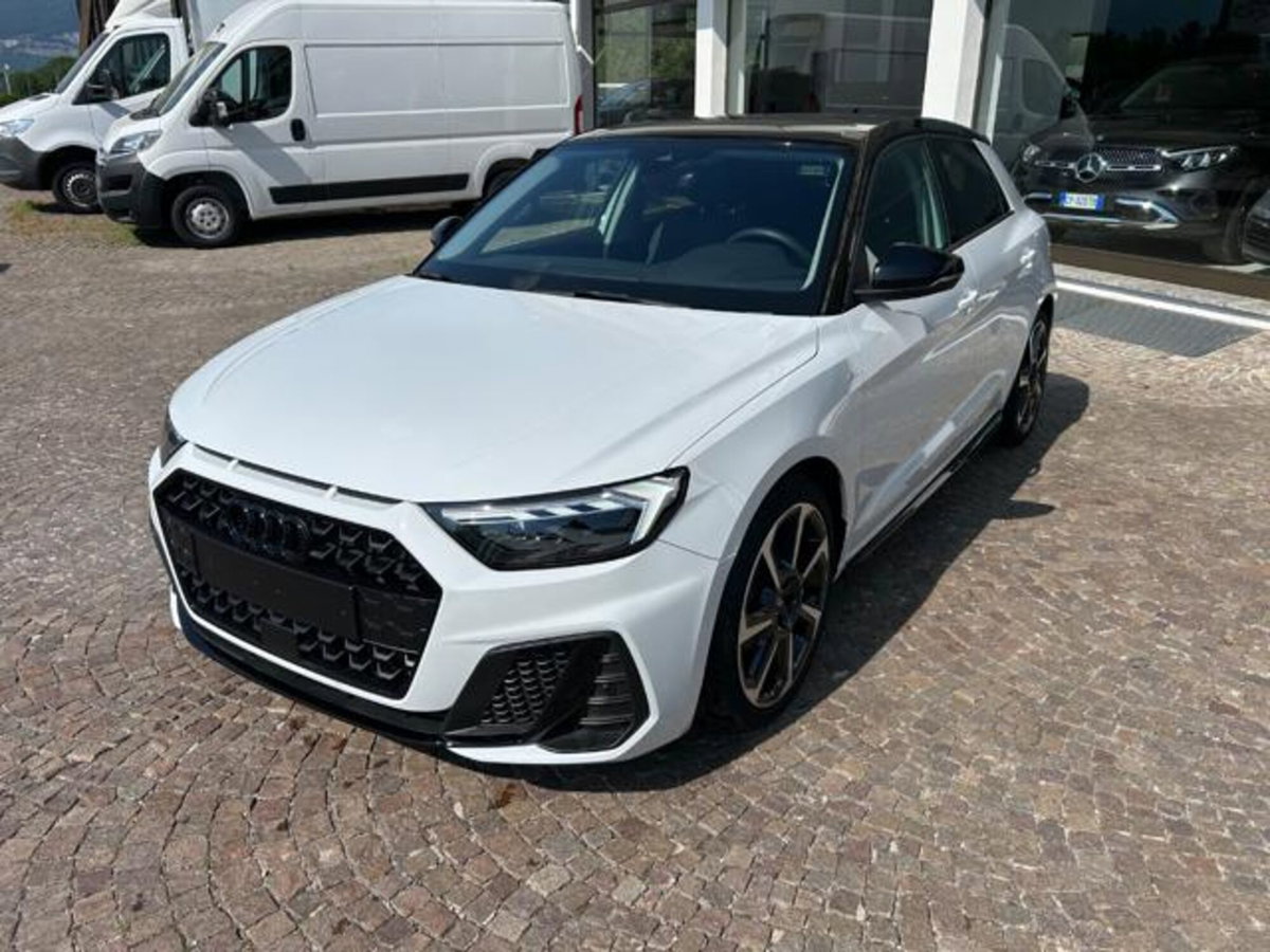 Audi A1 Sportback 30 TFSI S tronic Identity Black (2)