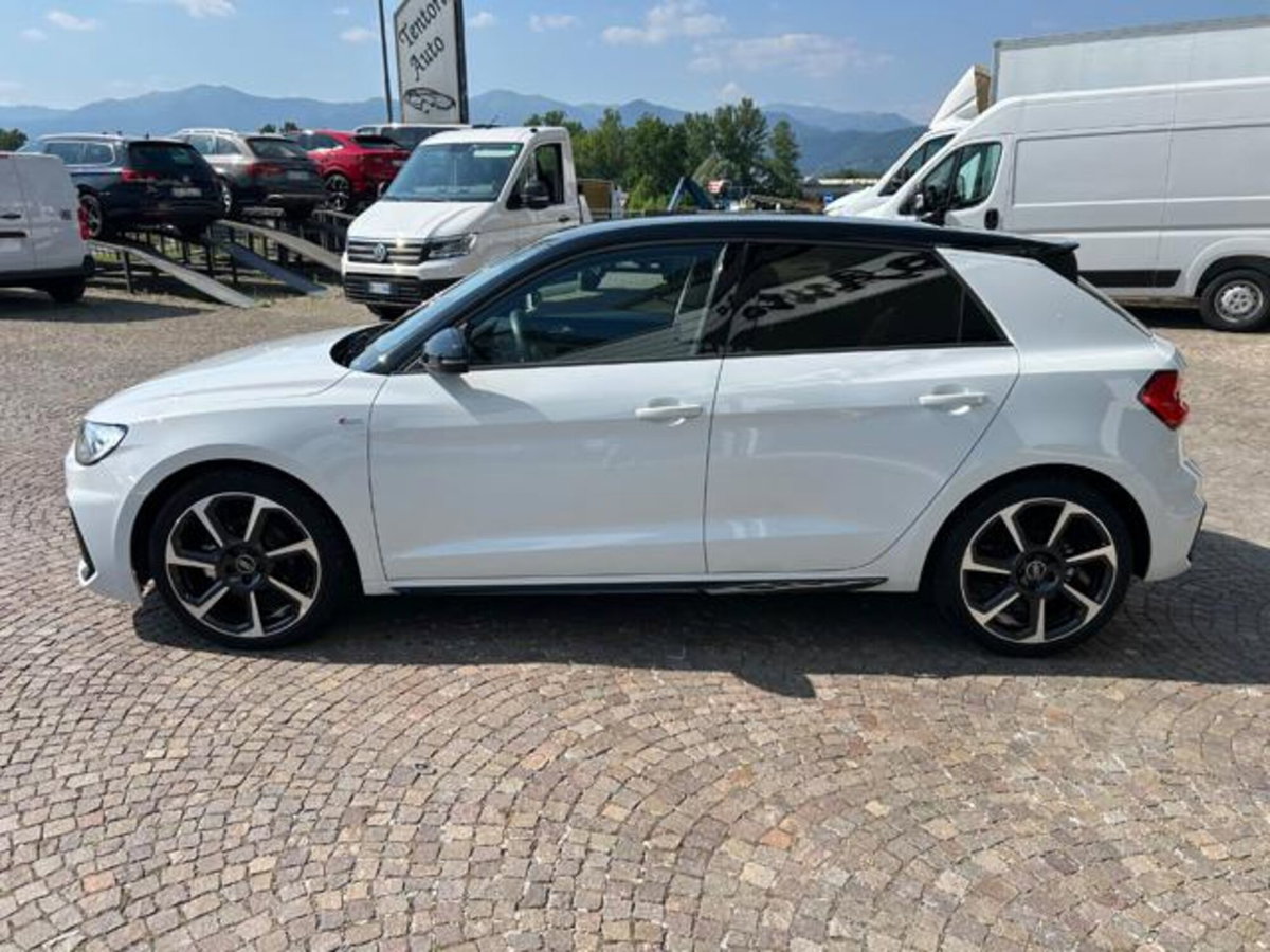 Audi A1 Sportback 30 TFSI S tronic Identity Black (3)