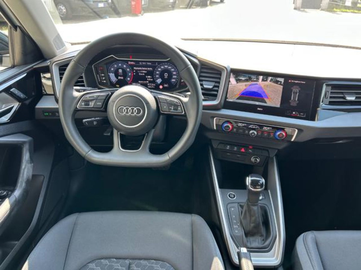 Audi A1 Sportback 30 TFSI S tronic Identity Black (7)