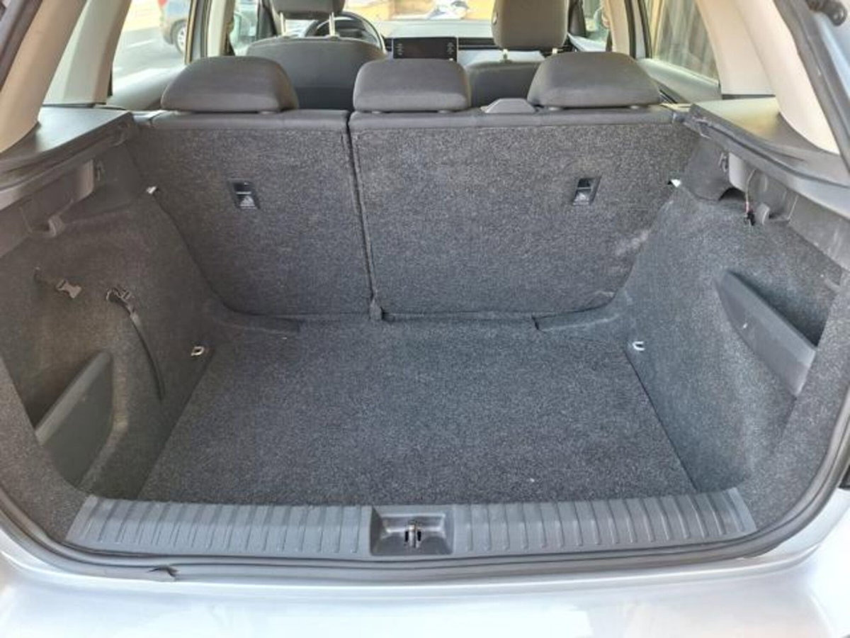 Skoda Kamiq 1.0 TSI 110 CV Dark Shade (10)
