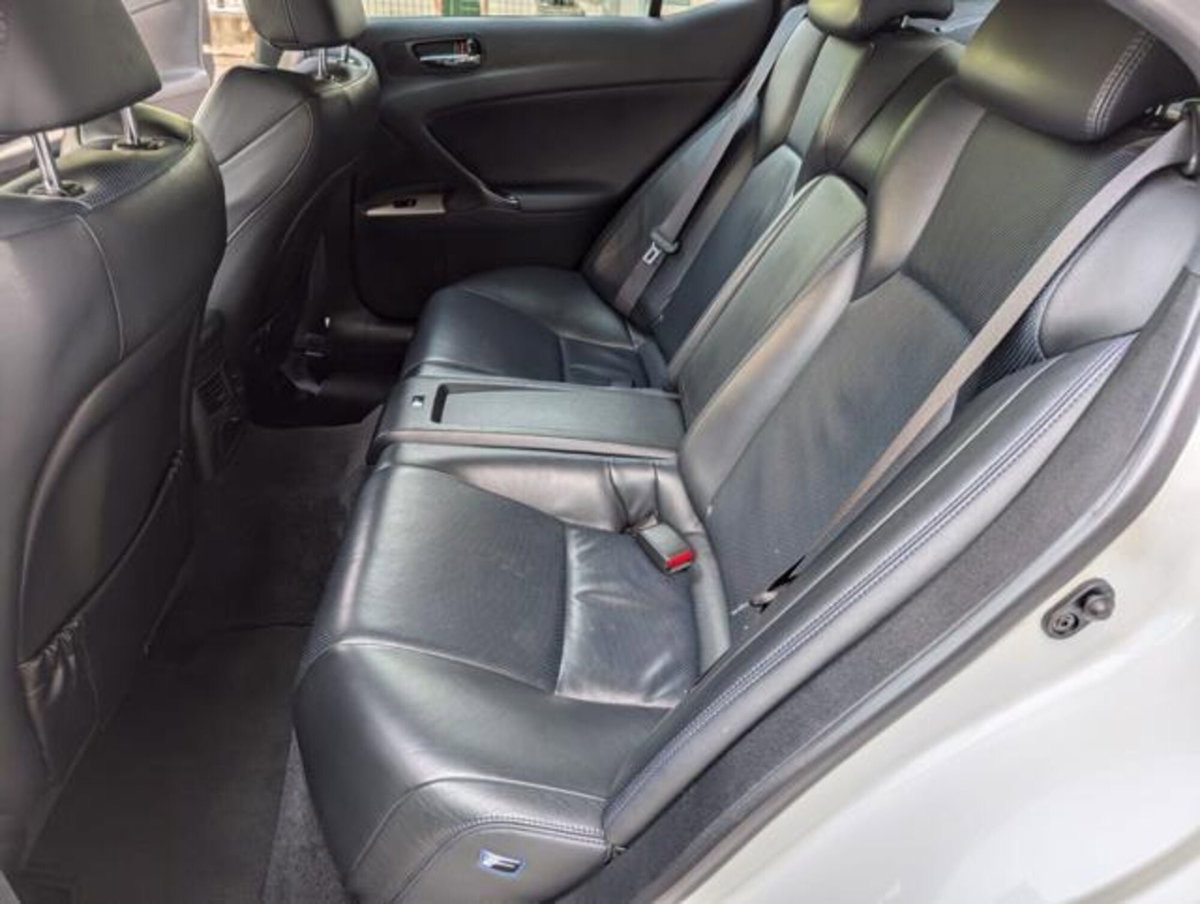 Lexus IS F 5.0 (19)