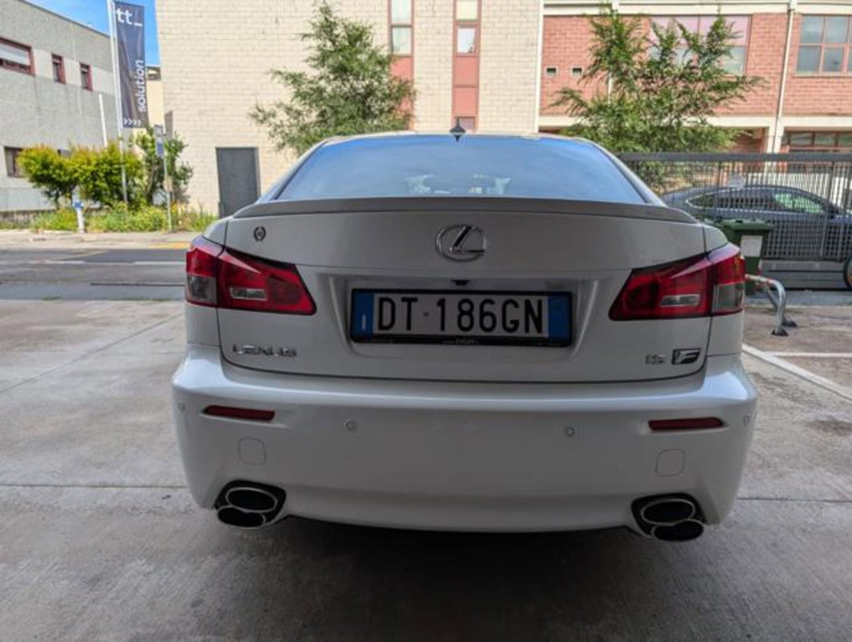 Lexus IS F 5.0 (4)
