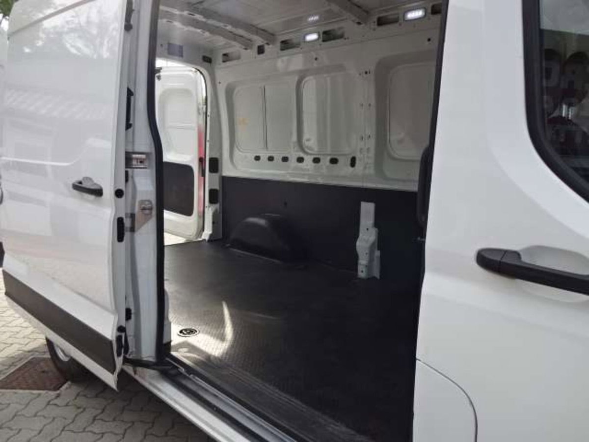 Maxus Deliver Furgone Deliver 9 2.0 crdi 150cv L3H2 fwd (15)