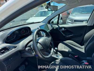 Peugeot 208 HDi 68 CV 5 porte Allure (12)