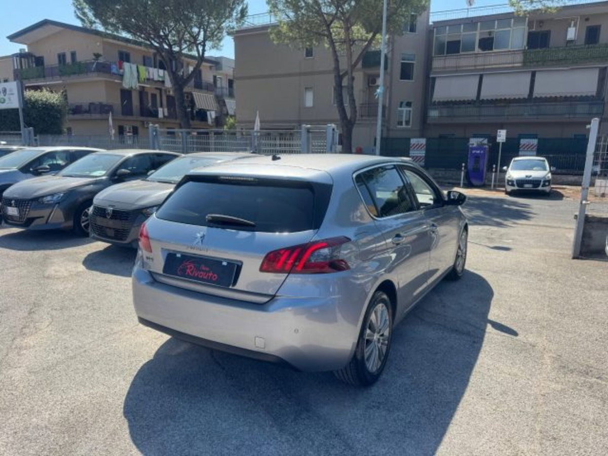Peugeot 308 PureTech Turbo 130 S&S Allure Pack (4)