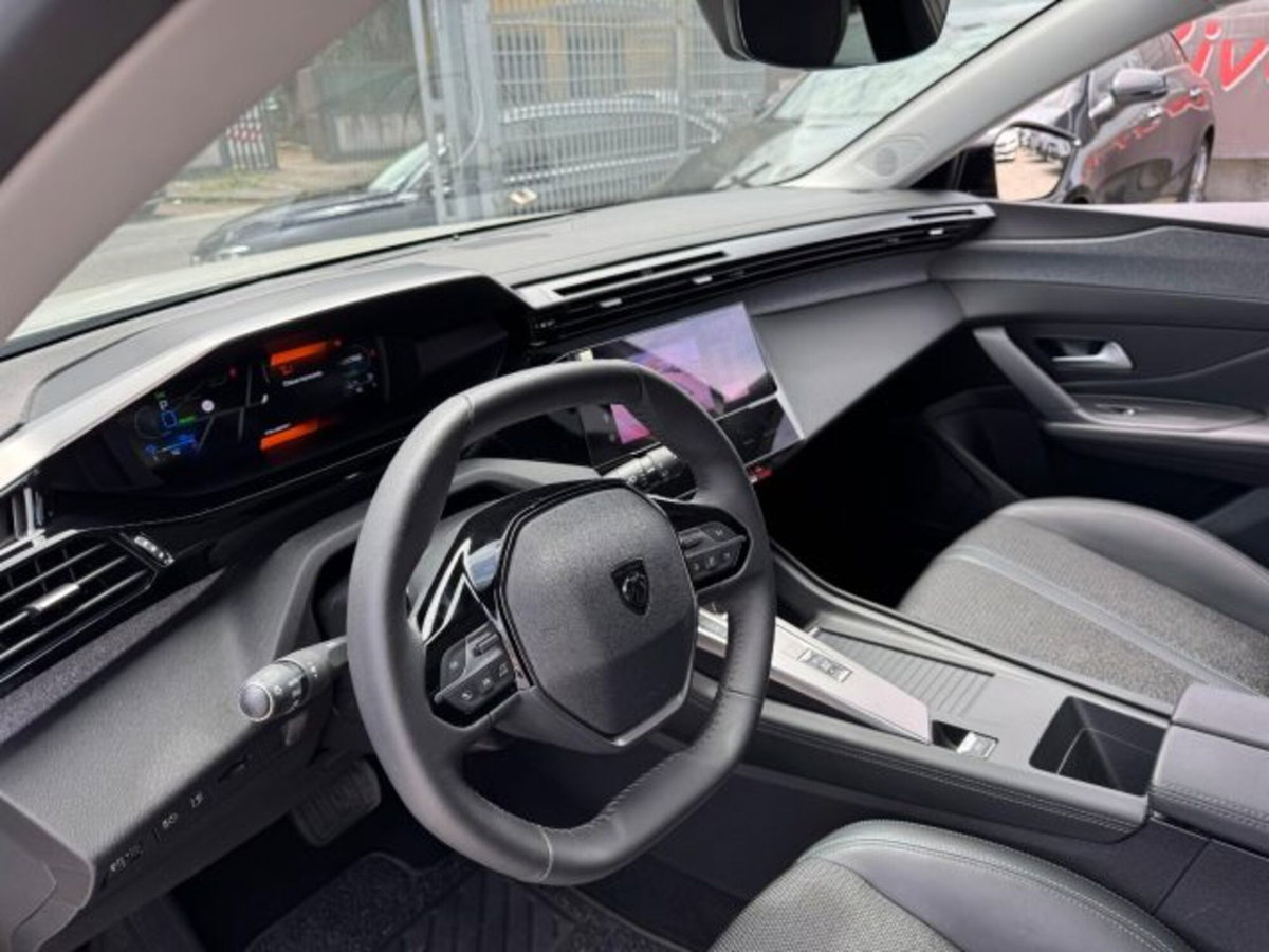 Peugeot 308 1.6 hybrid phev GT 225cv e-eat8 (18)