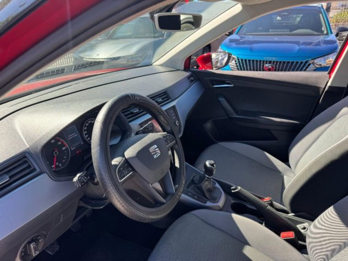 SEAT Arona 1.0 TGI FR (13)