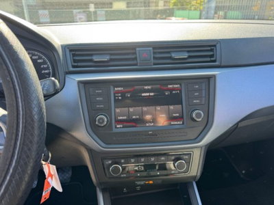 SEAT Arona 1.0 TGI FR (14)