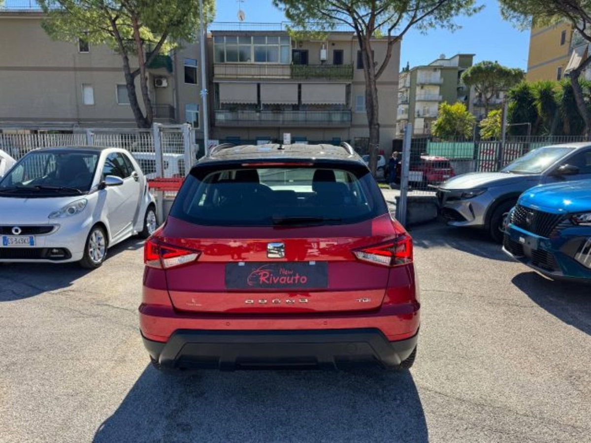 SEAT Arona 1.0 TGI FR (6)