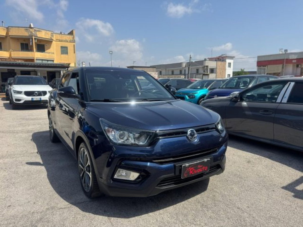 Ssangyong Tivoli 1.6 4WD Bi-fuel GPL Dream aut. (2)