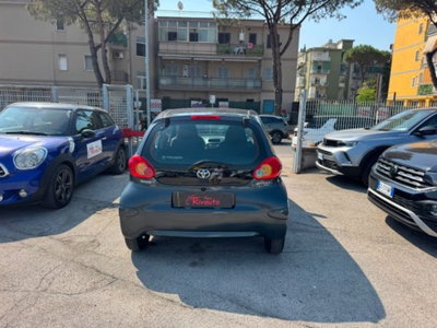 Toyota Aygo 1.0 12V VVT-i 3 porte (5)