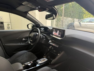 Peugeot 208 51 kWh GT (15)