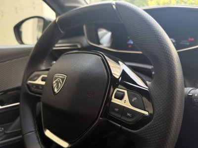 Peugeot 208 51 kWh GT (20)