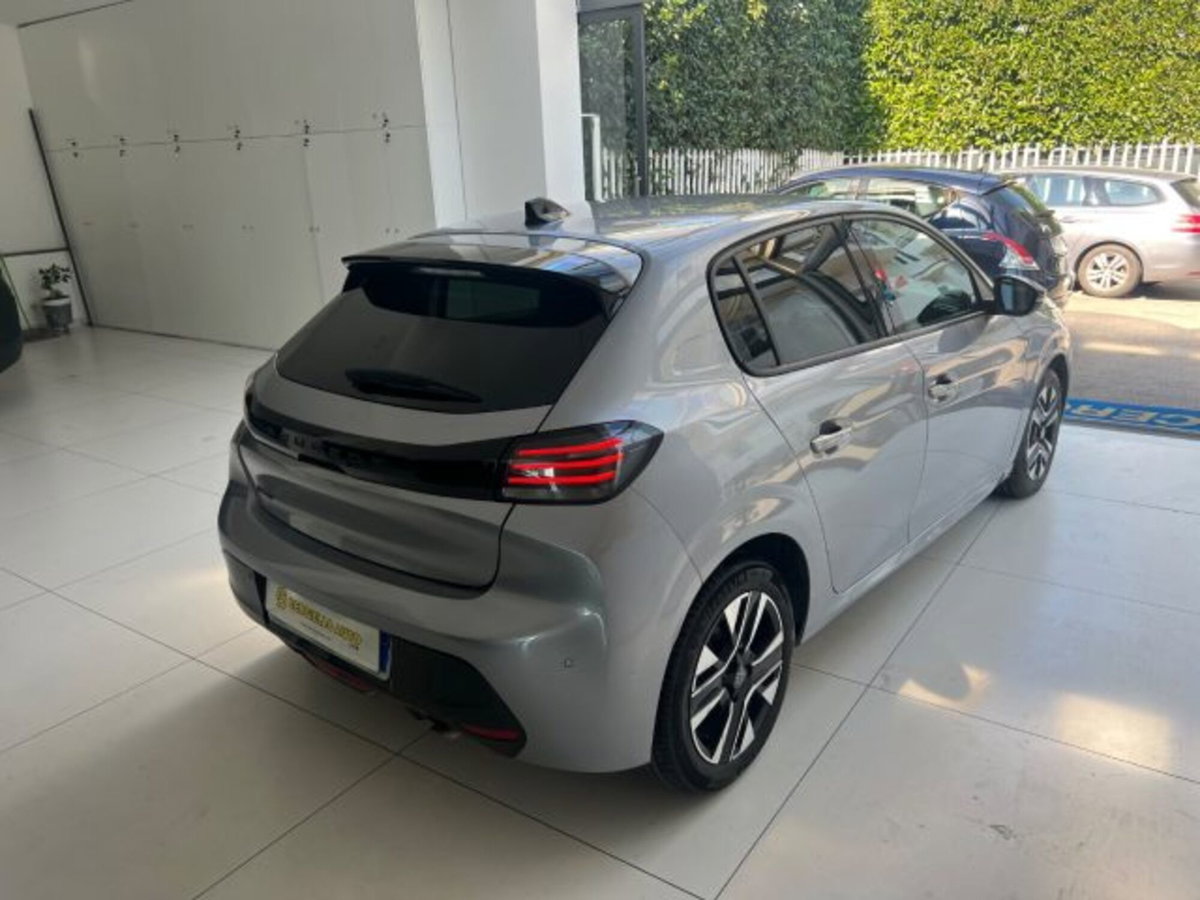 Peugeot 208 1.2 puretech Active s&s 100cv (16)