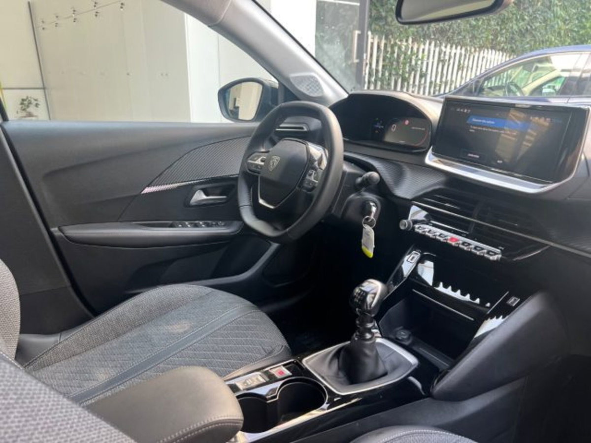 Peugeot 208 1.2 puretech Active s&s 100cv (20)