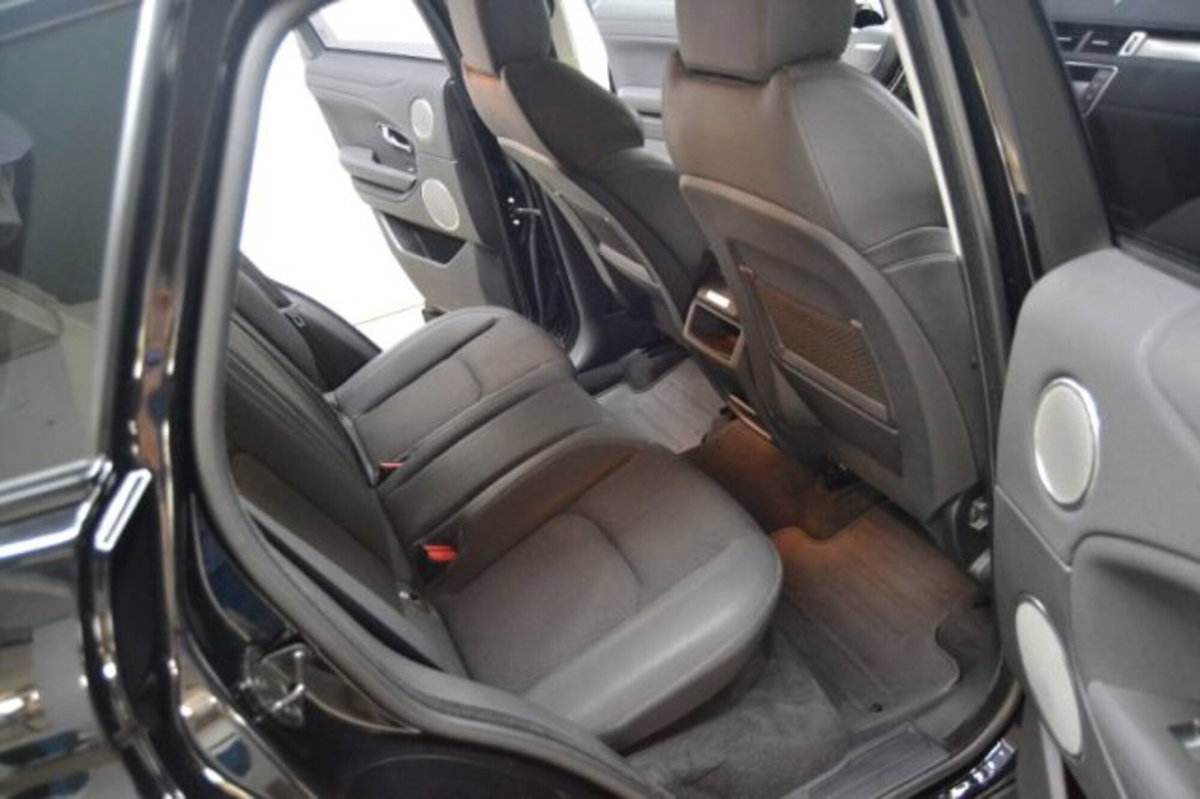 Land Rover Range Rover Evoque 2.0 eD4 5p. SE Dynamic (11)